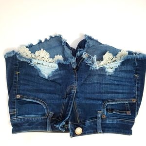 American Eagle rustic denim cutoff short with lace